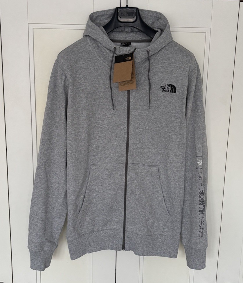 The North Face Men’s Full Zip Hoodie Size XL (Pit To Pit 25.5 Inches)
