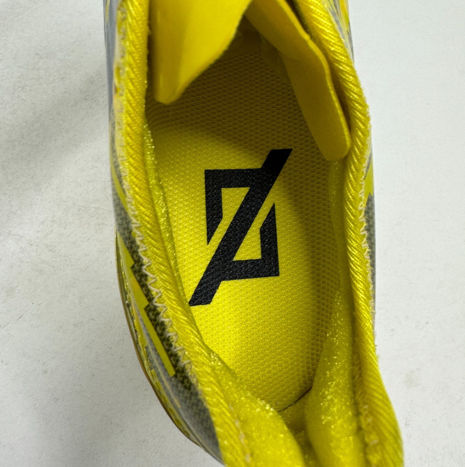 Adidas Adizero 5-Star 6.0 Kevlar Yellow Football Cleats Men’s Size 9 (B42503)