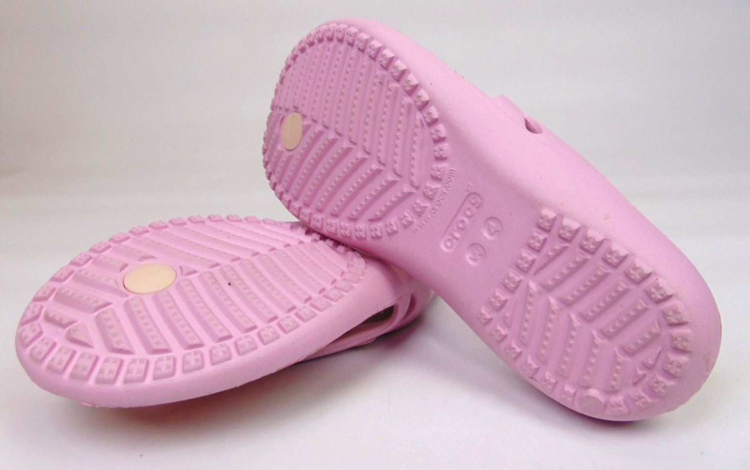 Crocs KADEE II Flip Flops Thong Sandals Women’s Size 4.0 M, Pink Floral Multico