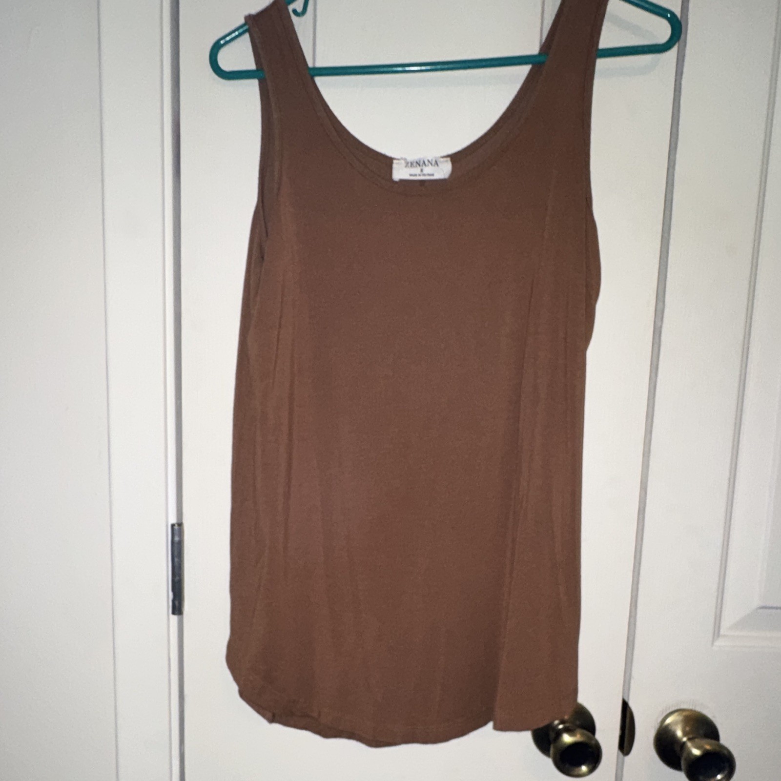 Zenana Brown Solid Sleeveless Scoop Neck Tank Top Women’s Size S Pullover