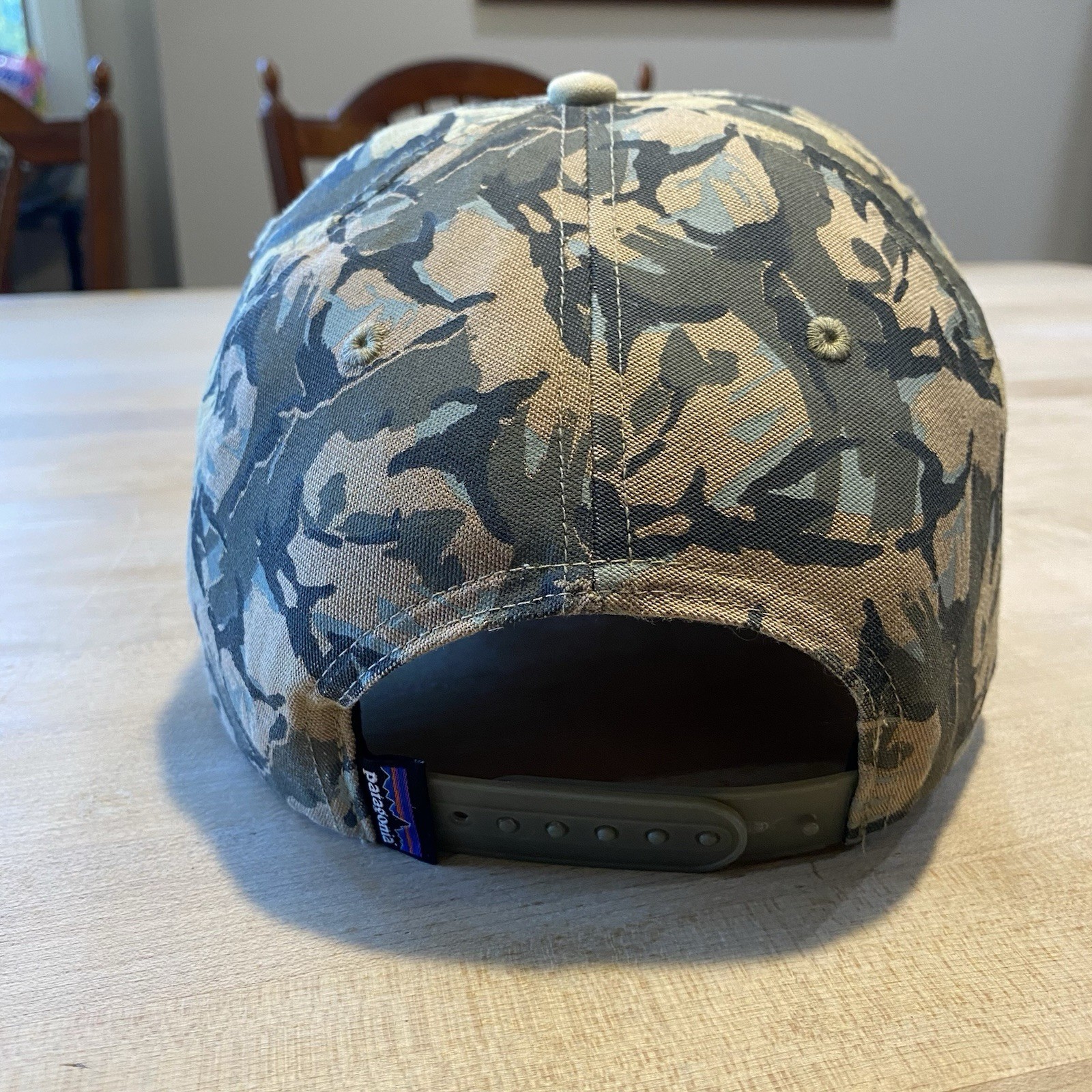 Patagonia Fitz Roy Trout Roger That Hat – Ash Tan/ Forest Khaki Camo
