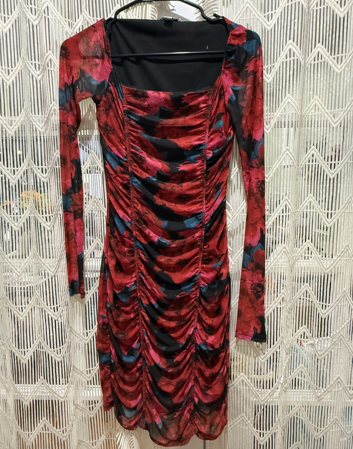 NEW BAR III XS Red Floral Ruched Mesh Bodycon Short Dress Long Sleeve