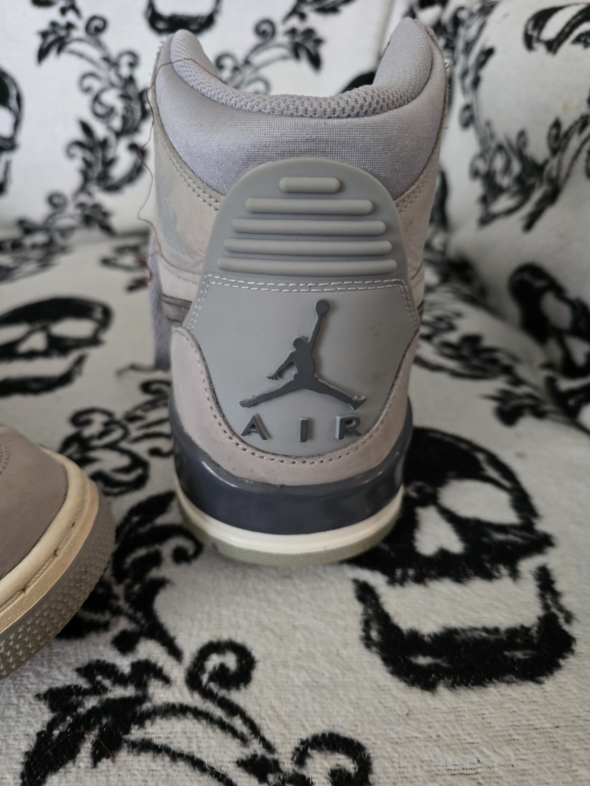 Jordan Air Jordan Legacy 312 Wolf Grey High Top Lace Up Strap AV3922-002