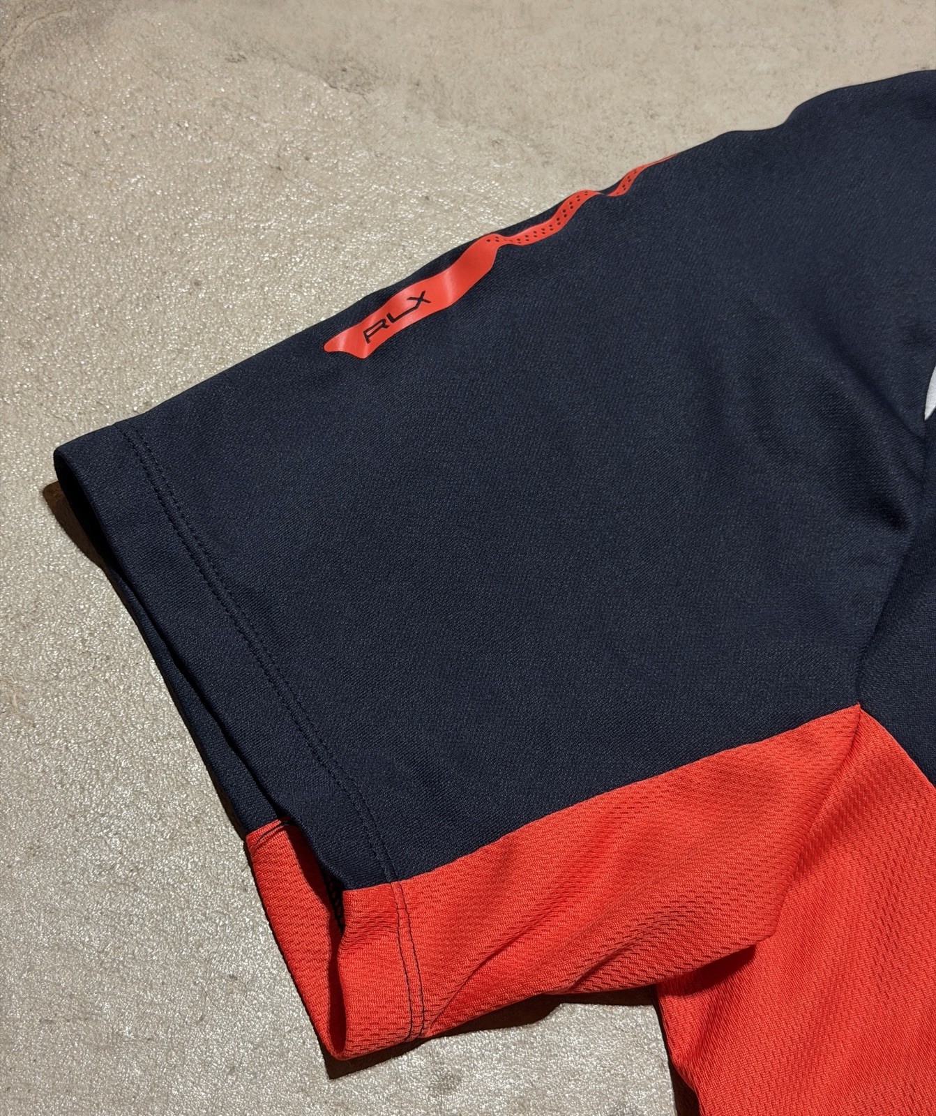 Ralph Lauren RLX 67 Racing Performance Technology T Shirt Size 23×26.5in Blue