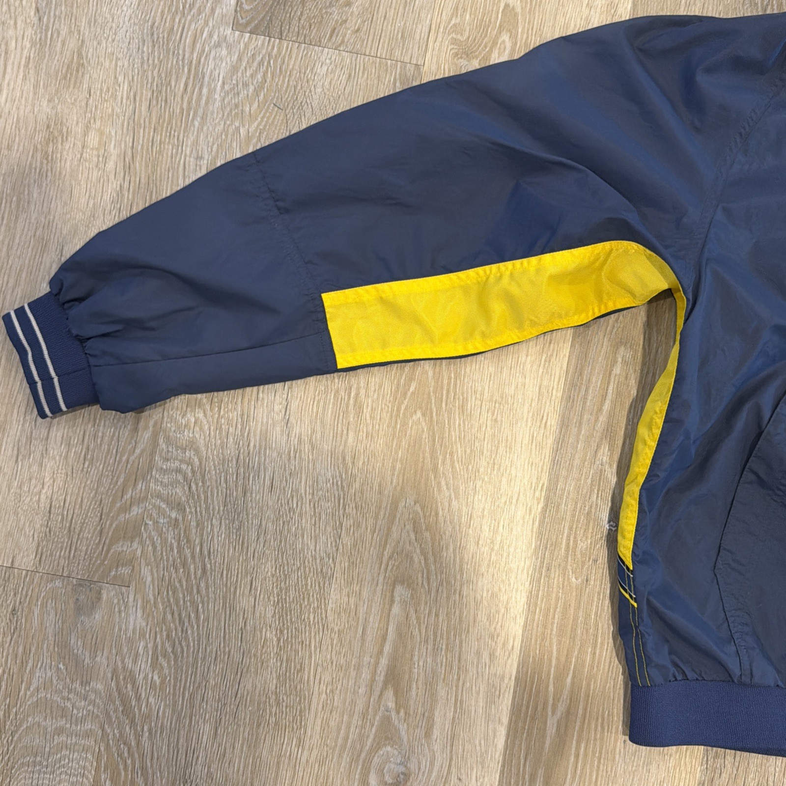 Vintage Nike Center Swoosh Windbreaker Pullover Jacket Navy And Yellow L (12-14)