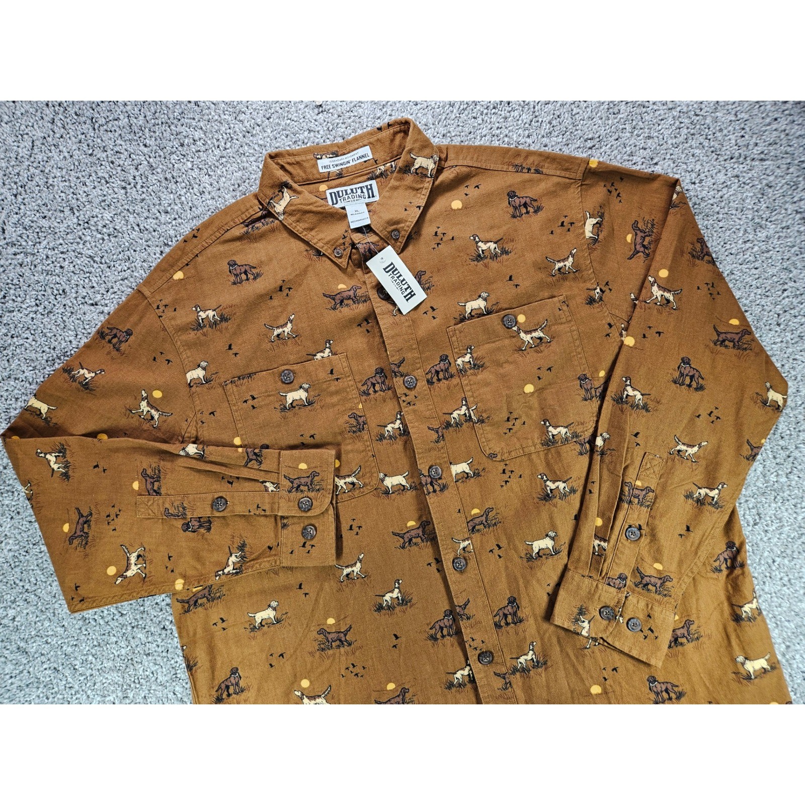Duluth Trading NWT Free Swingin Flannel Mens XL Relaxed Fit All Over Dog Print