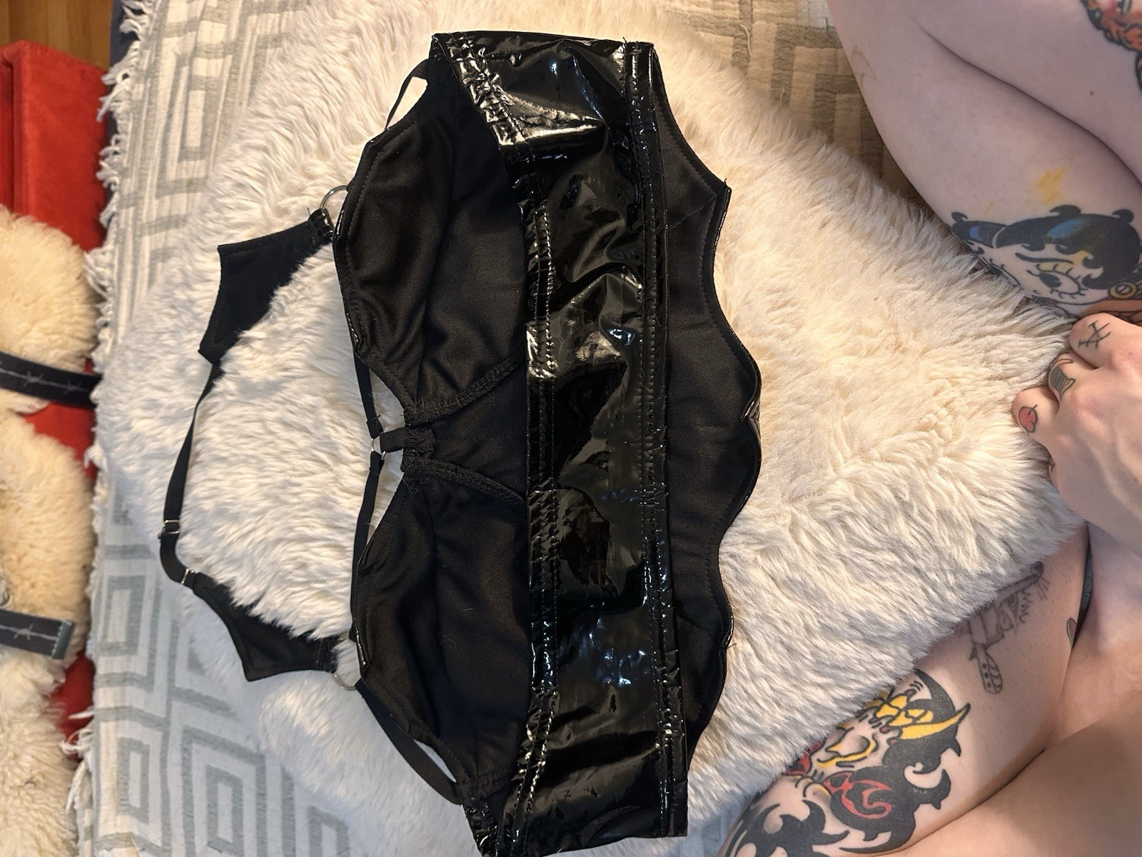 Black Patent Leather Latex Bustier Corset Top Goth Ring Strap Bat Accent L