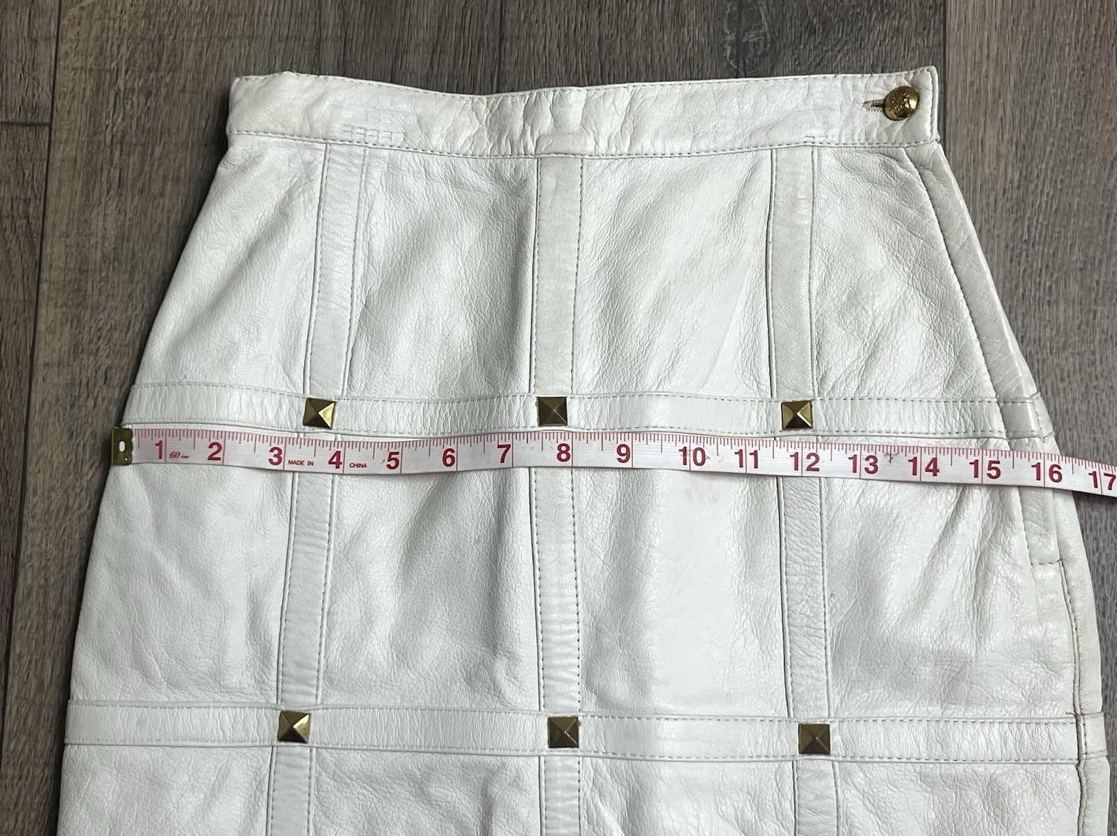 Vintage Margaret Godfrey White Leather Skirt W/ Gold Studs Size 4 Lined Side Zip
