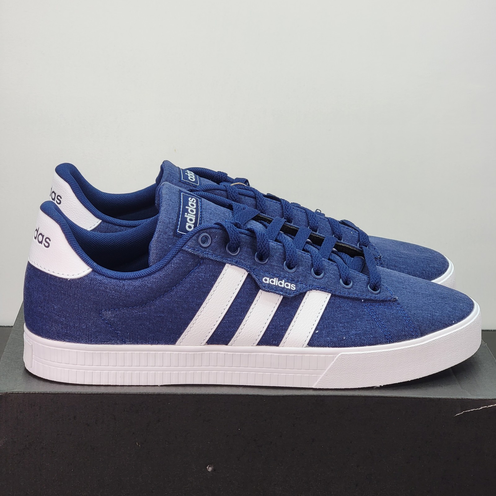 Adidas Daily 3.0 Men’s Size 11.5 Shoes Blue Athletic Skateboarding Sneakers