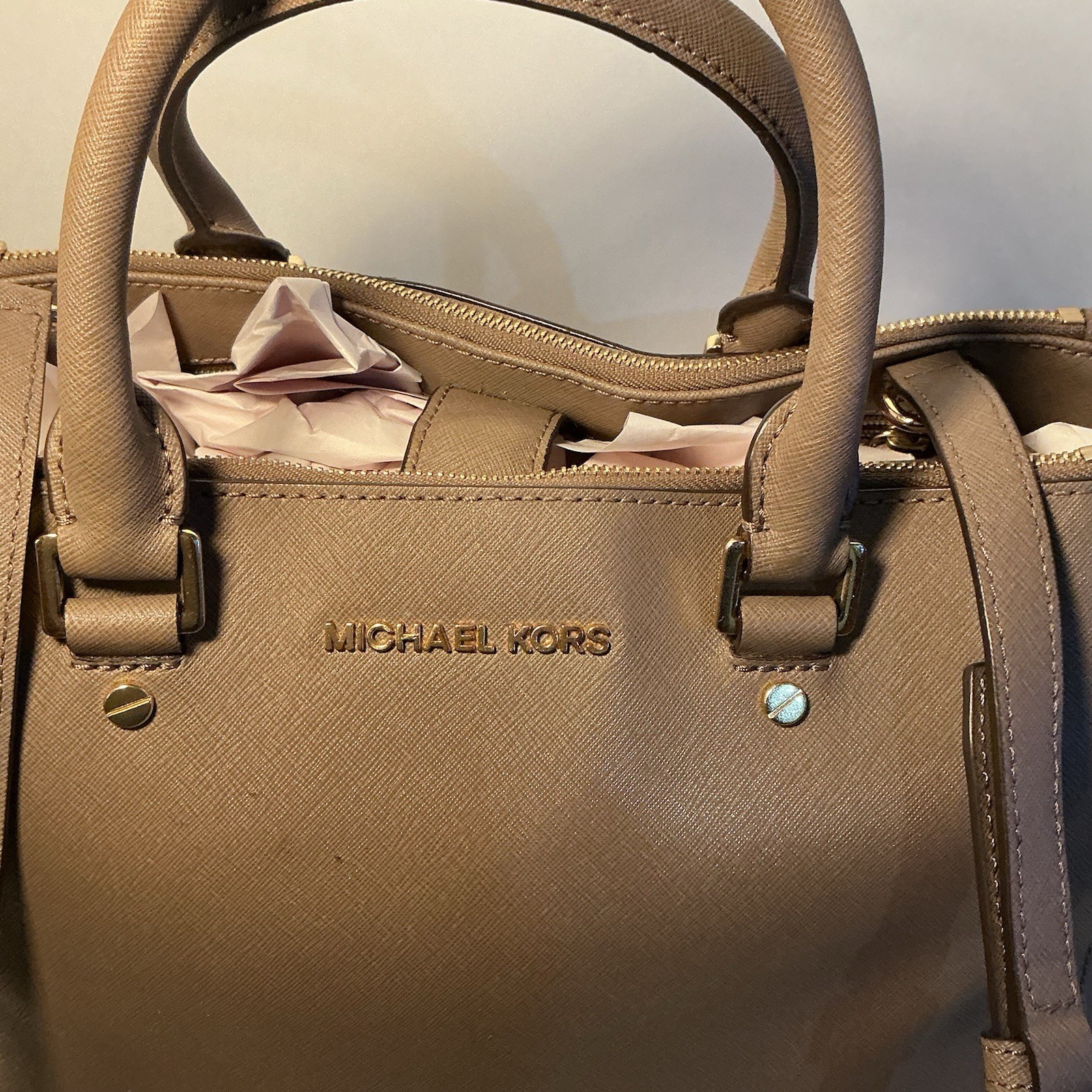 Michael Kors Savannah Large Saffiano Leather Satchel Taupe Crossbody Bag 14”