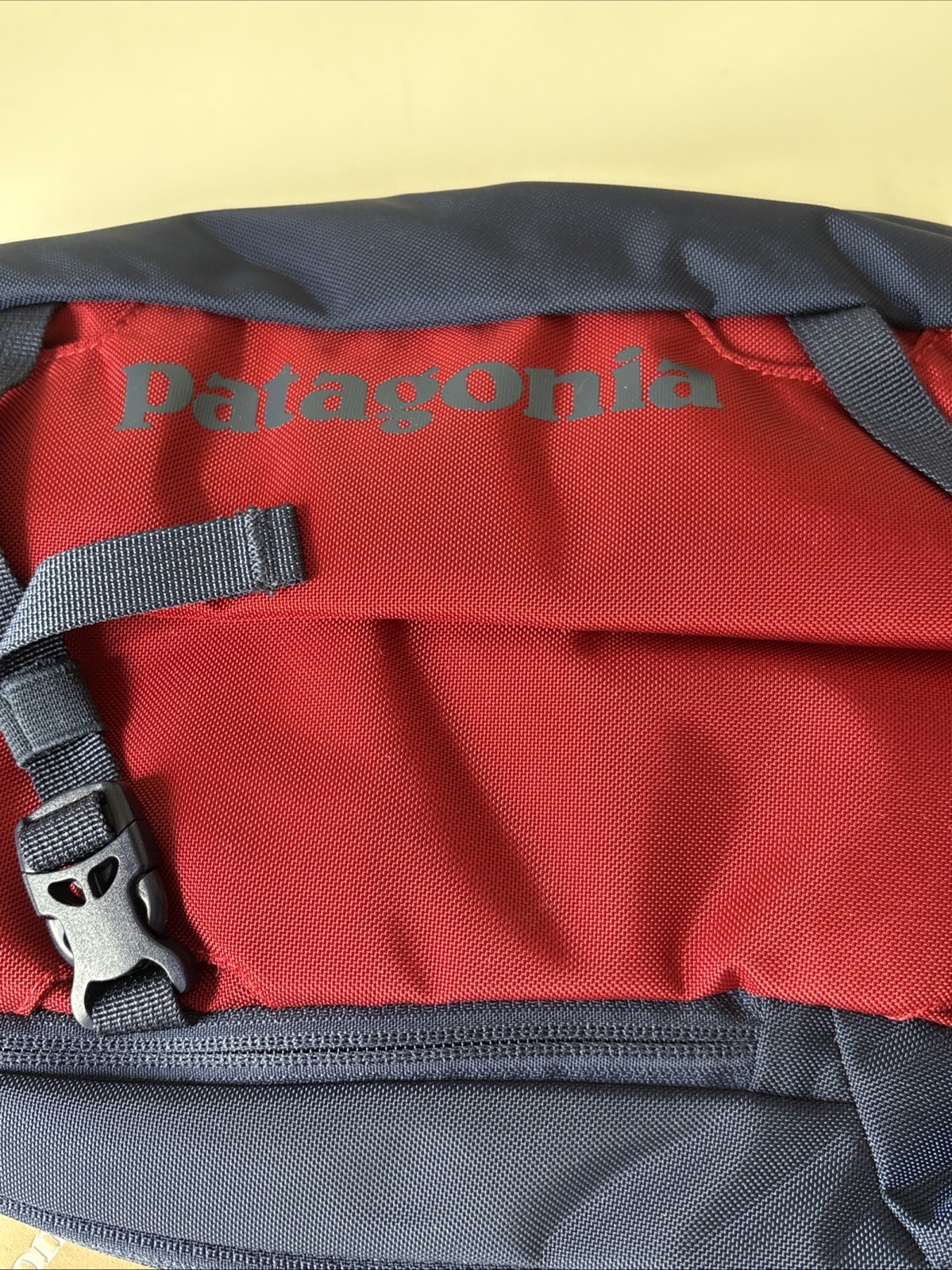 Patagonia Atom 8L Classic Red/ Blue Crossbody Sling Bag Backpack Hiking Travel