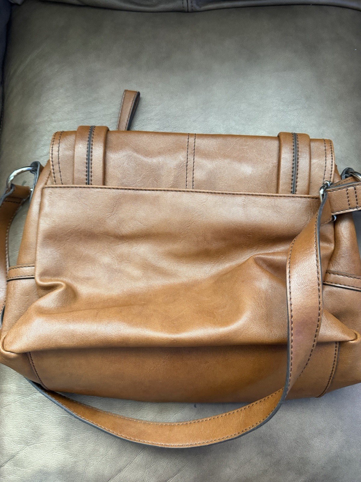 Relic Brown Crossbody Shoulder Bag Flap Zip Magnetic Buckle Silver Hardware