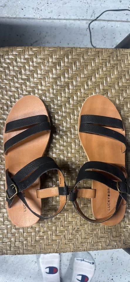 Lucky Brand sandals