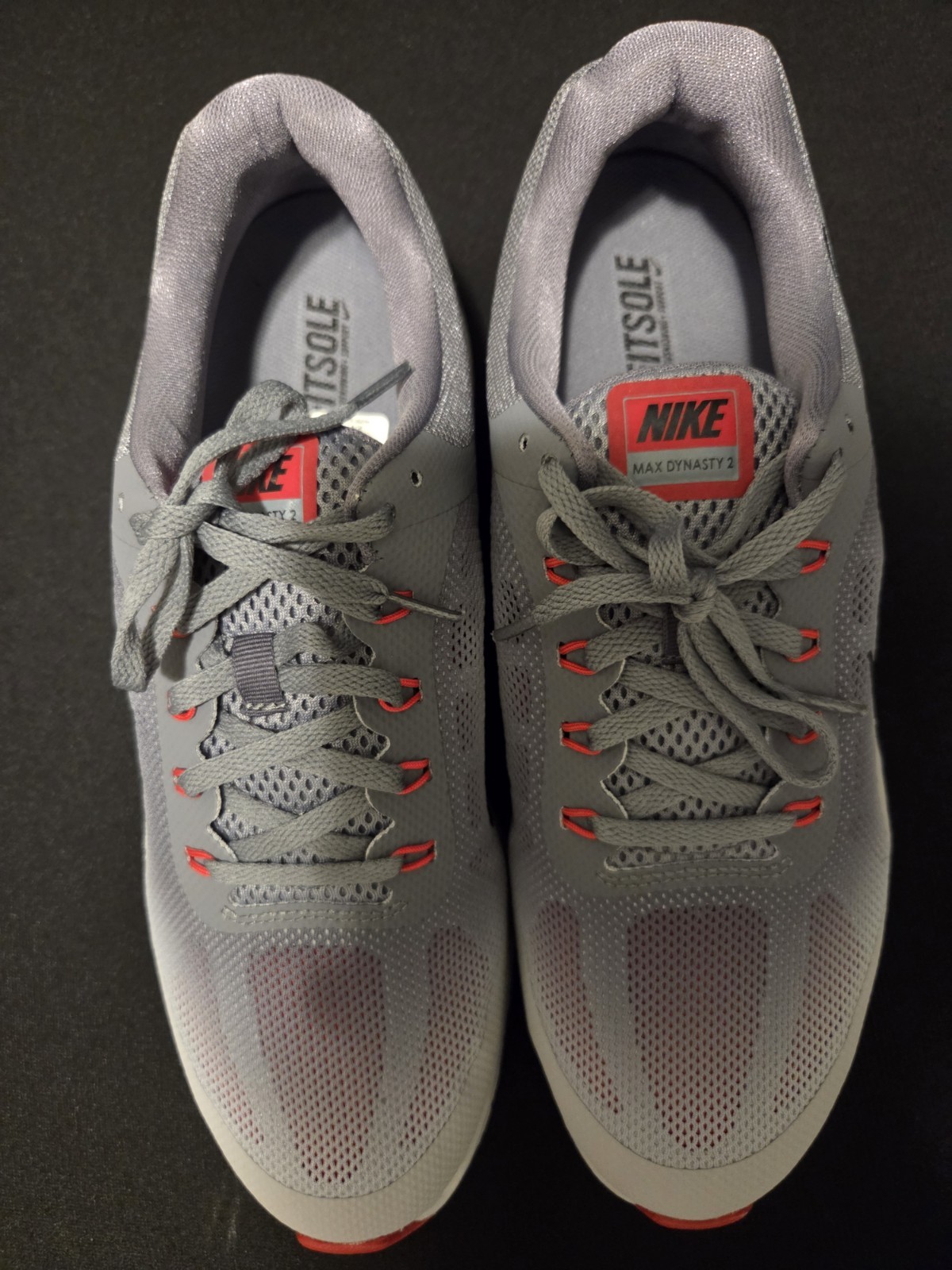 Nike Max DYNASTY2 MAN Size 11.5 BRAND NEW NO BOX GREY RED
