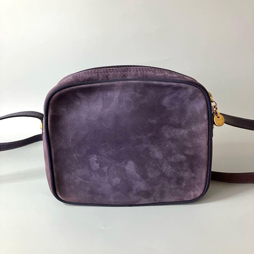 Ferragamo Vara Suede Leather Shoulder Bag 6.3×7.9×2.8in Used