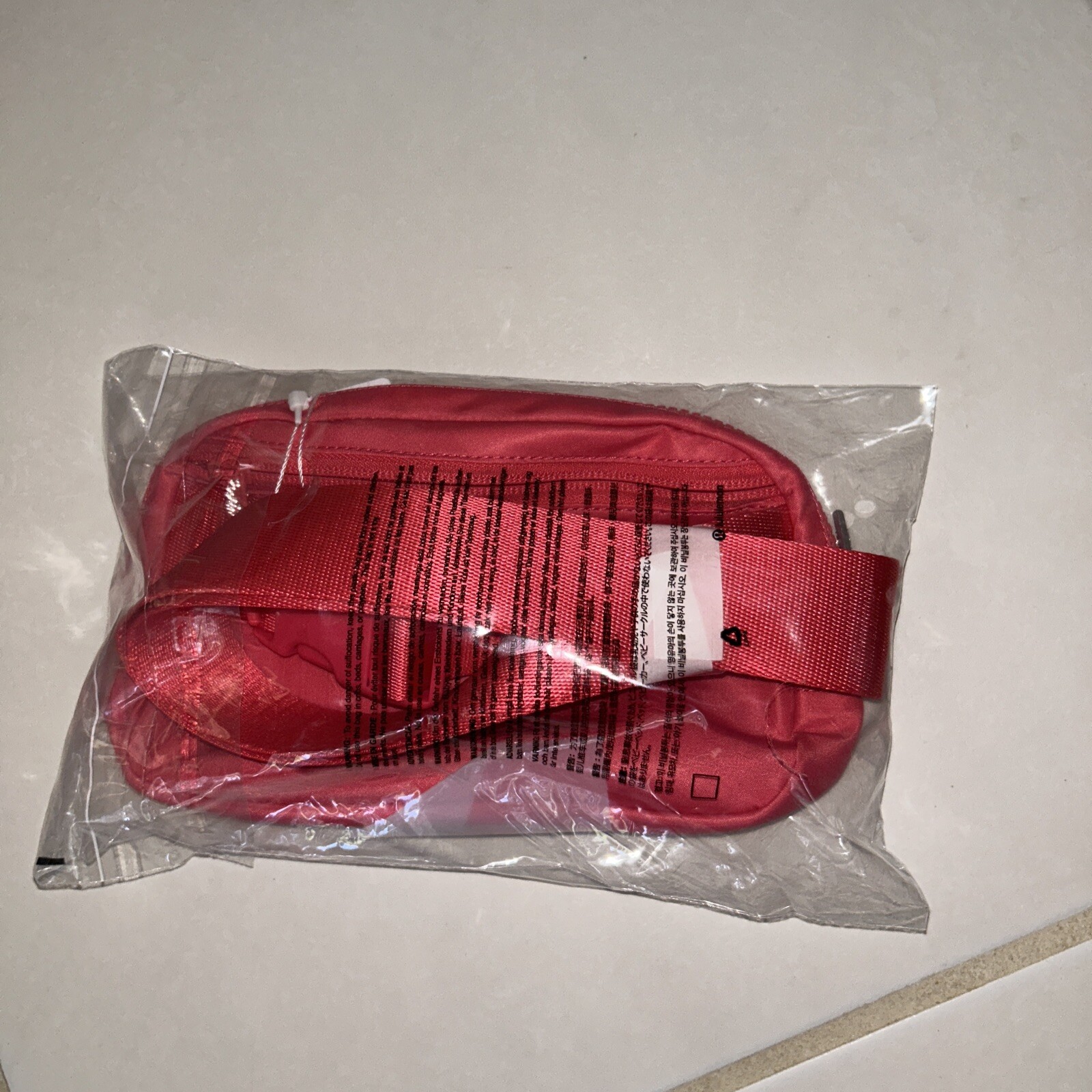 New With Tags Lululemon Everywhere Belt Bag SONIC PINK