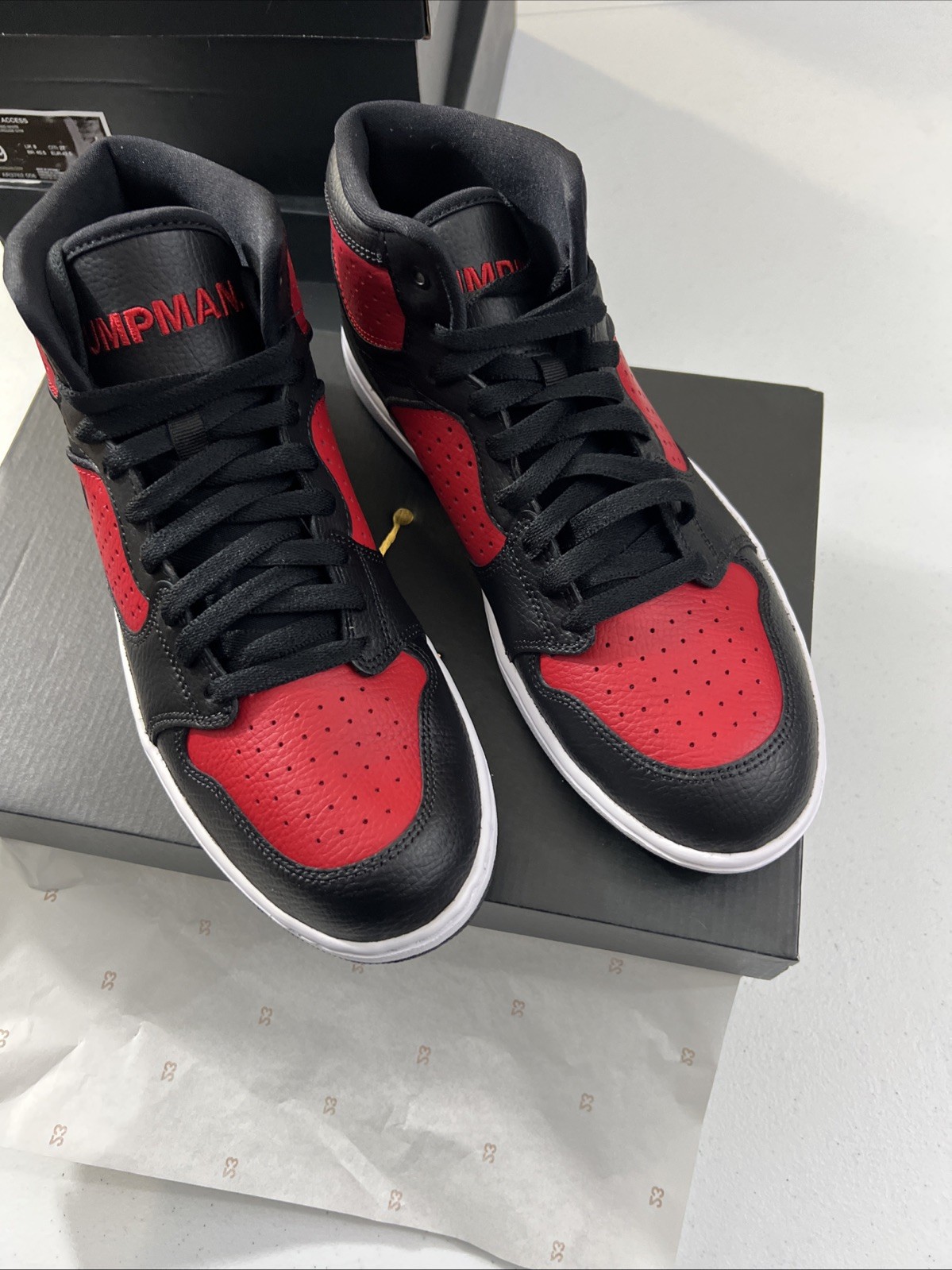 Nike Jordan Access – Black / Red-White AR3762-006 – Mens Size 9