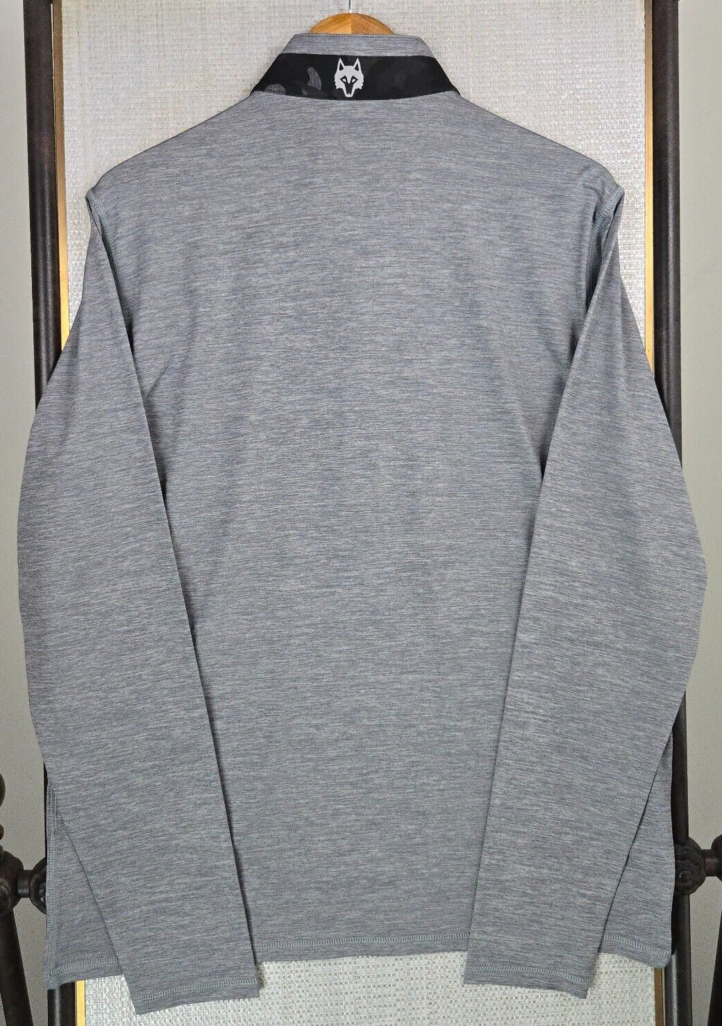 GREYSON NEW $148 Mens 1/4 Zip Medium Lightweight Wicking Brrr Fabric Golf Wolf
