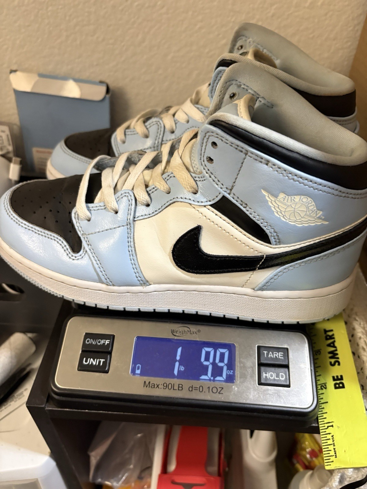 Nike Air Jordan 1 Mid GS Ice Blue Black White 555112-401 Size 6Y
