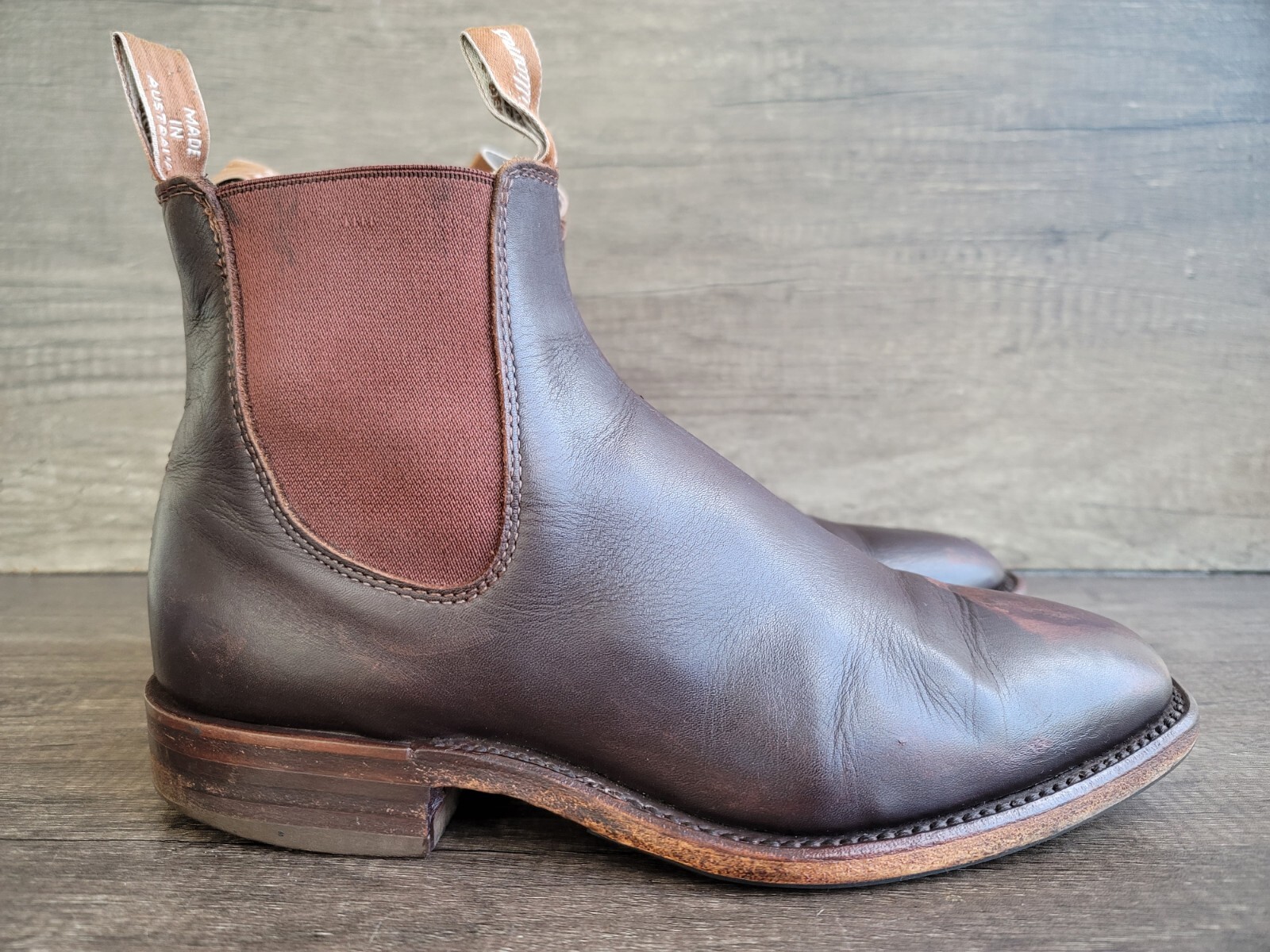 RM Williams Comfort Craftsman Brown Slip on Chelsea Boots Sz 7 US 8.