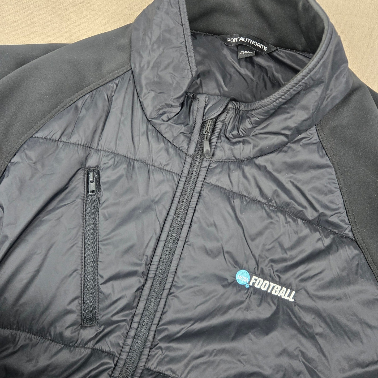 Port Authority Mens NCAA Football Hybrid Jacket Black Quilted Softshell J787 2XL