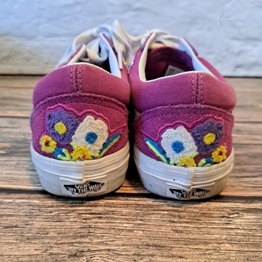 Vans Old Skool Floral Embroidered Magenta Purple Sneakers Womens 7.5 Mens 6