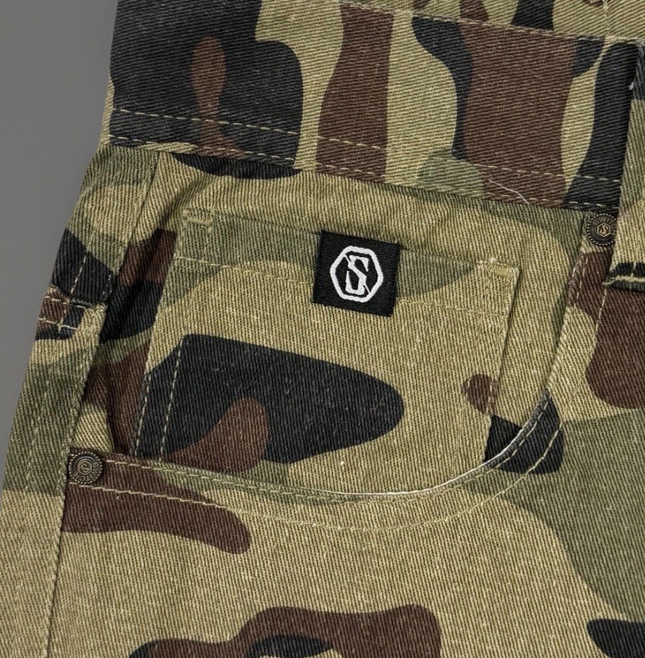 Switch Remarkable Camo Shorts Mens 42 Graffiti Art Woodland Camouflage