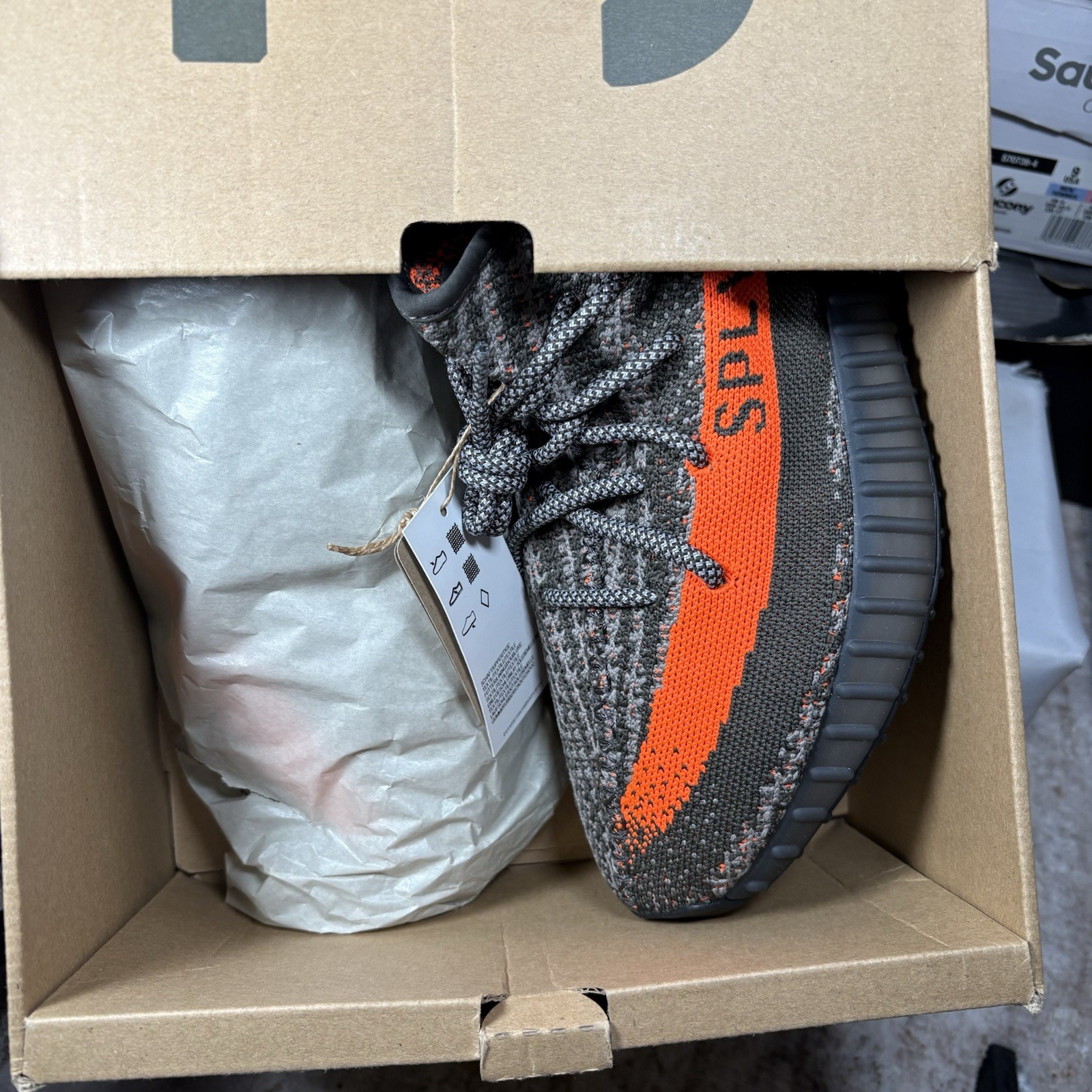 Size 10 – adidas Yeezy Boost 350 V2 Low Carbon Beluga