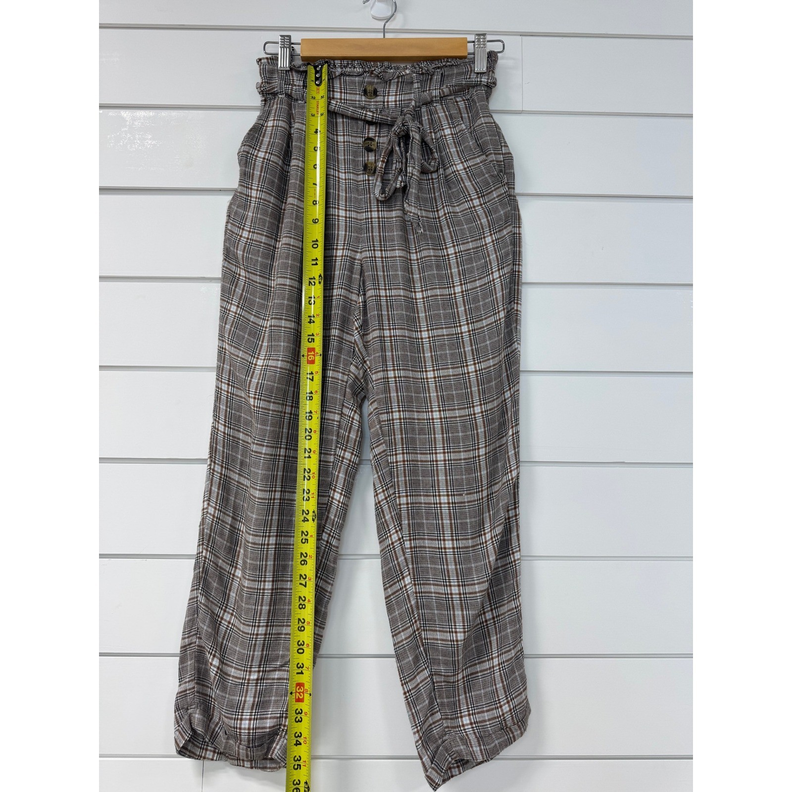 American Eagle Brown Plaid Paperbag Waist Pants XS Tapered Leg Button Front Tie