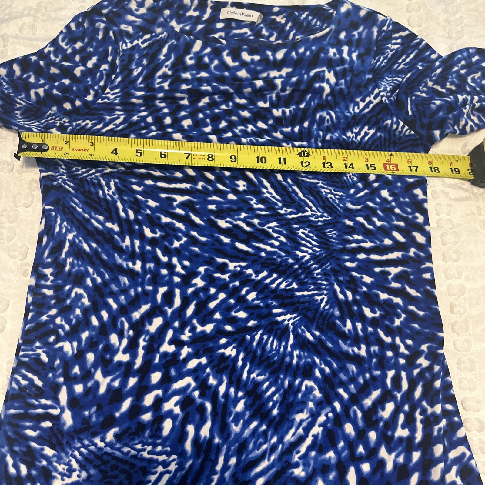 calvin klein 4 3/4 sleeve blue and white shift dress