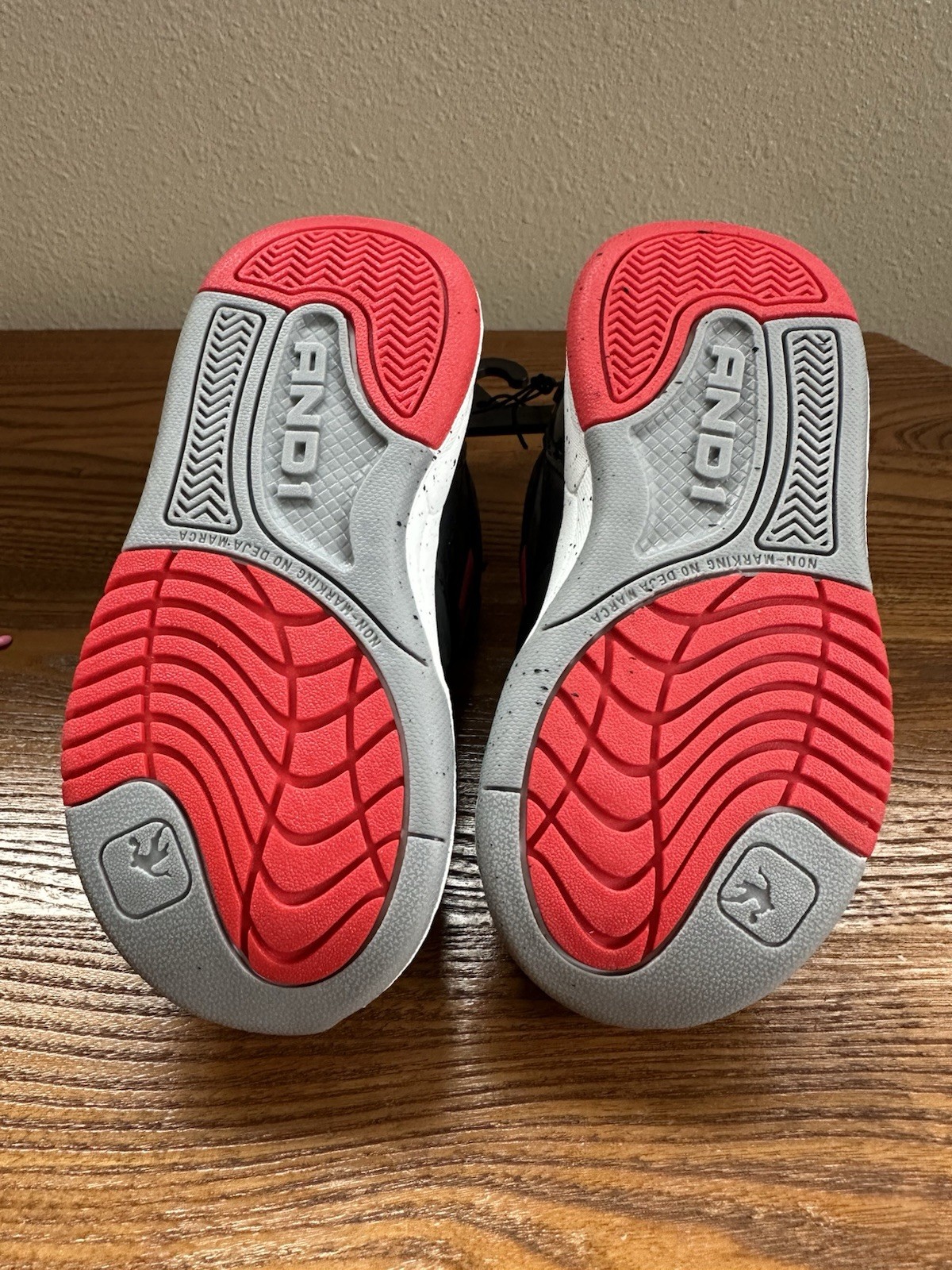 New AND1 Riot Boys Athletic Sneakers – Size 8 – Black/Red – Basketball Style