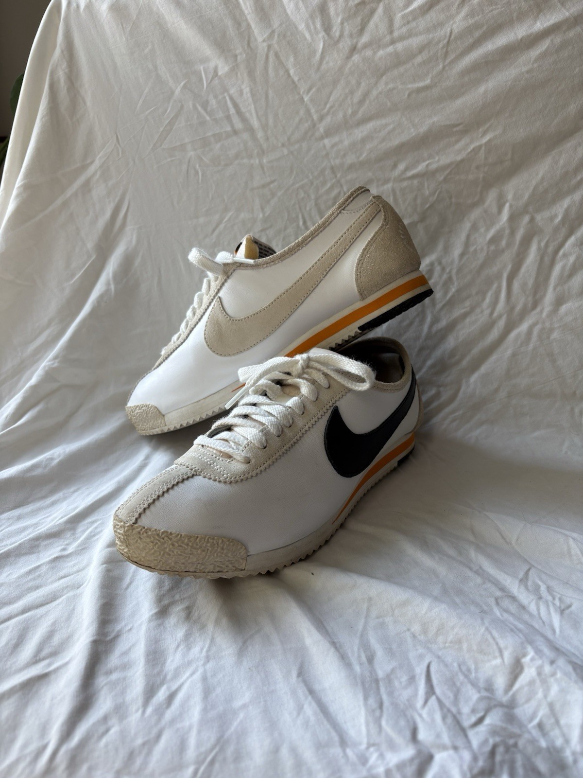 Nike Men’s Low Top Lace Up Athletic Sneakers (**1 of 3107 pairs made)
