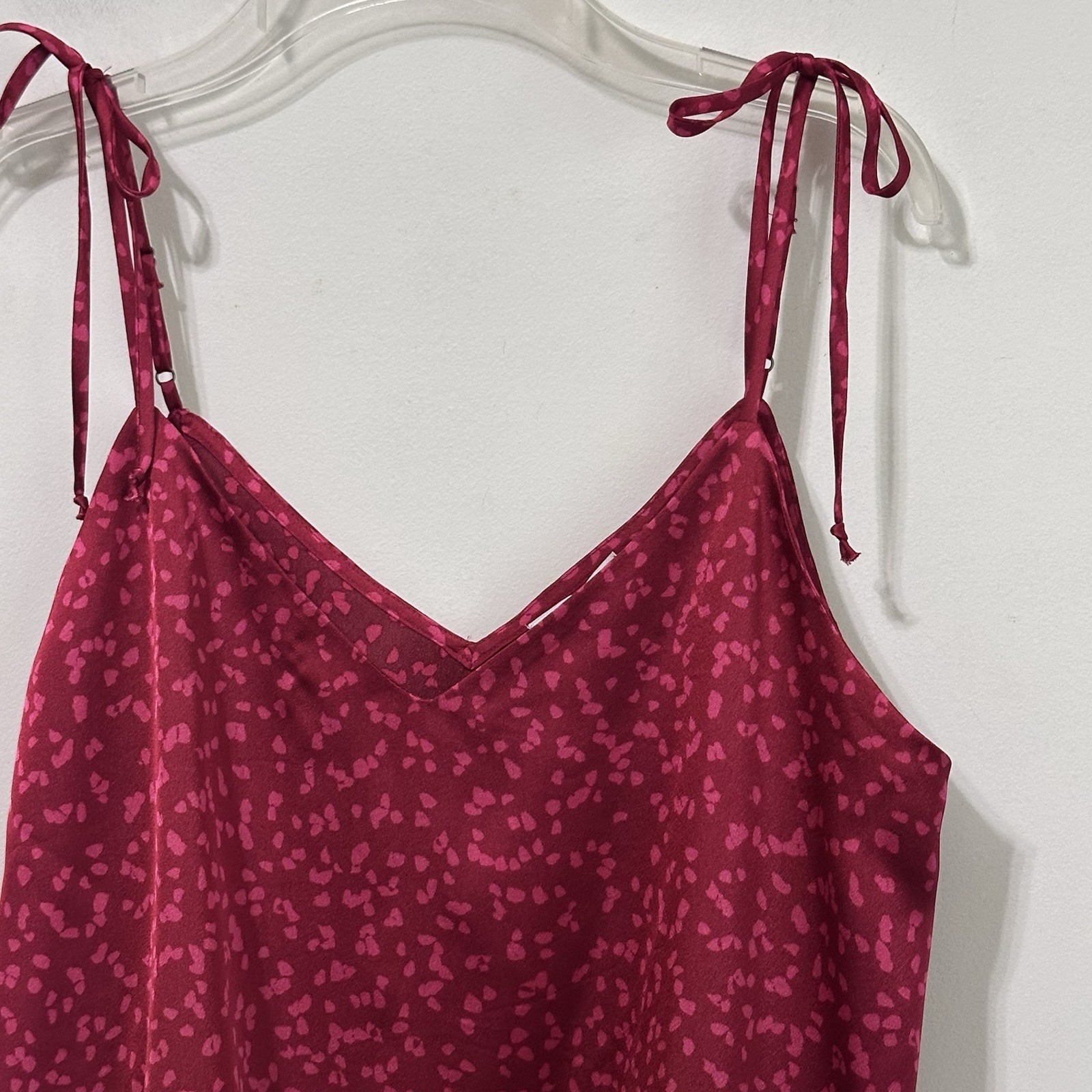 Socialite Cami M Banded Hem Tie Strap Camisole Fuchsia Floral Festival Top NEW