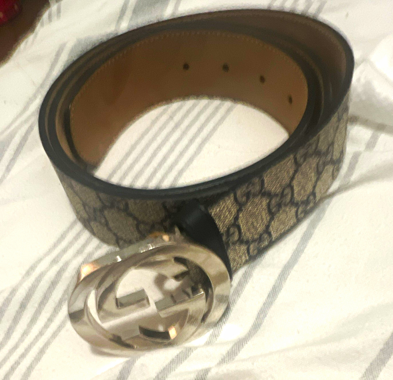 Gucci Men’s GG Supreme Monogram Logo Belt Beige/Brown Silver GG Buckle Size 105