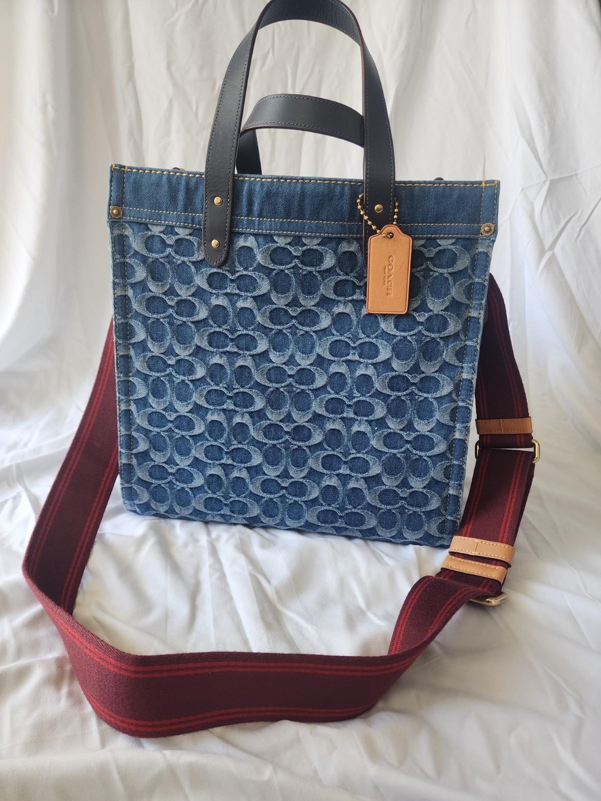 RARE Coach Signature Denim Medium Field Tote in Indigo Midnight Navy