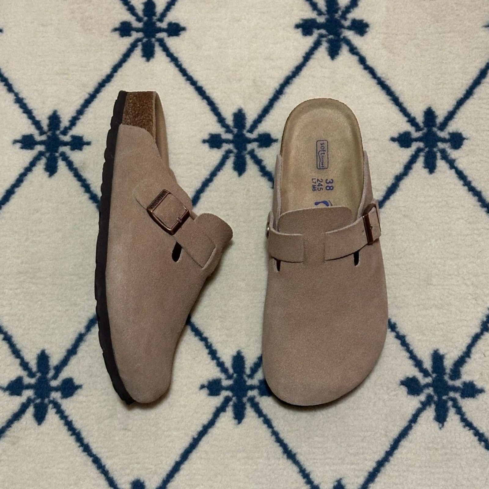 Birkenstock Boston Soft Footbed Suede Clog – Taupe