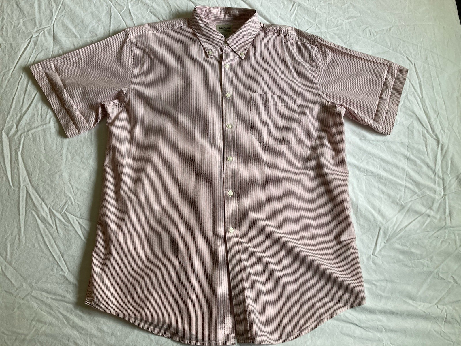 L.L.Bean Mens Seersucker Short Sleeve Red White Stripe Button Down Large