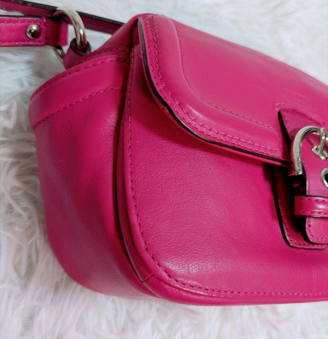COACH Soho Pink Camera Shoulder Bag Women Silver Zip 7.48 x 5.12 x 3.15 in