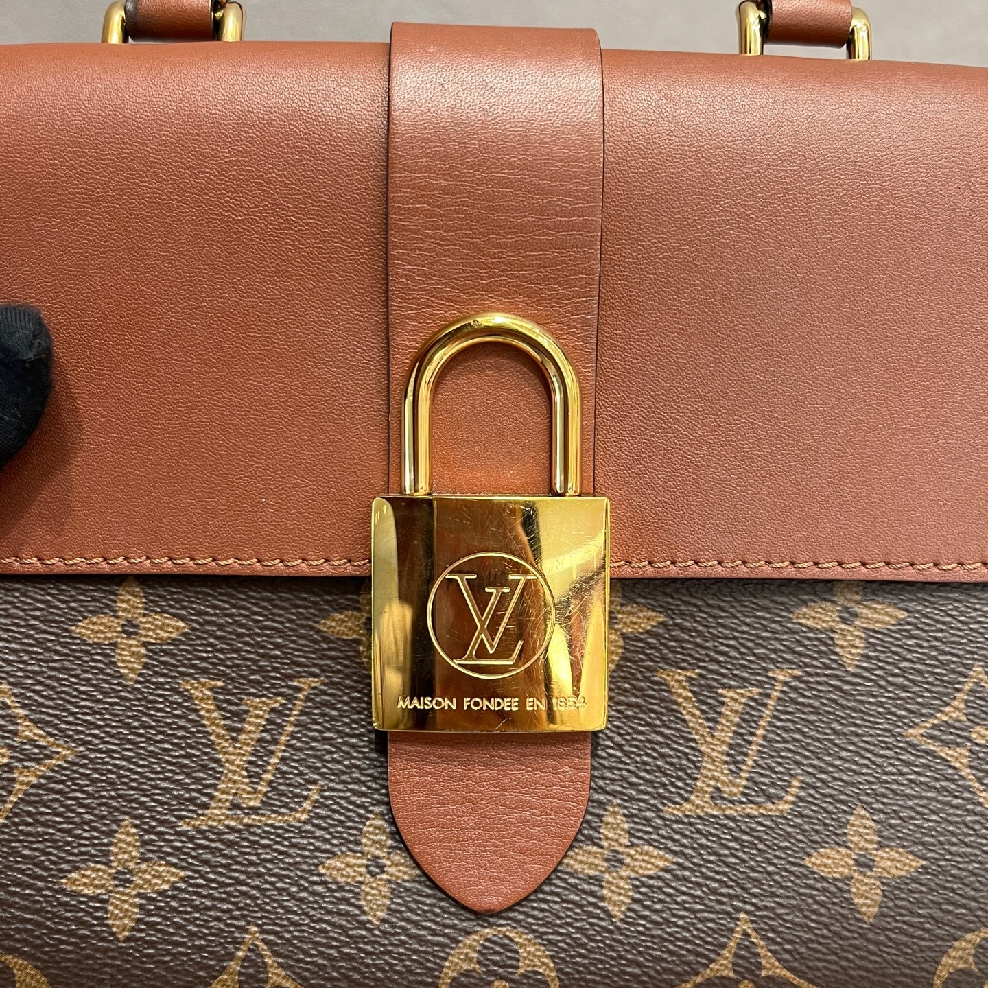 Louis Vuitton Locky BB Small Brown Monogram Caramel Top Handle Crossbody US Ship