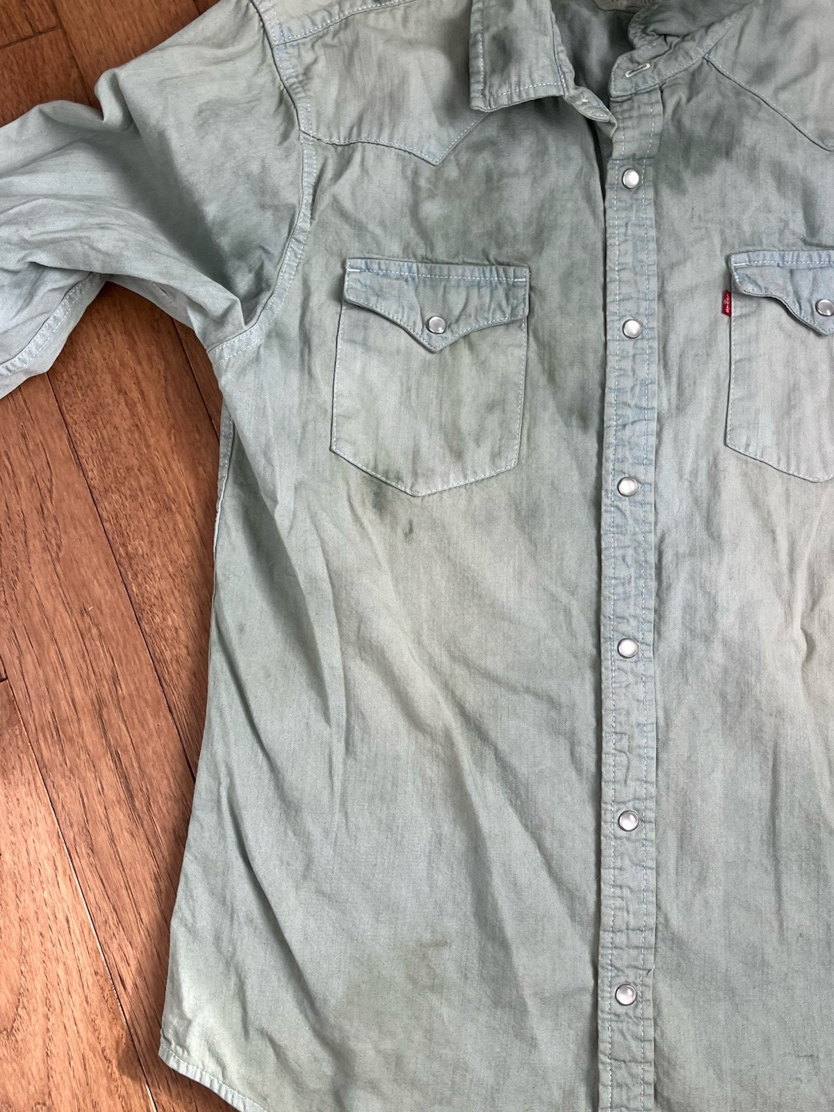 Lot 2 Levi’s Sawtooth Western Shirts Pearl Snap Denim Wash Color Transfer Grunge