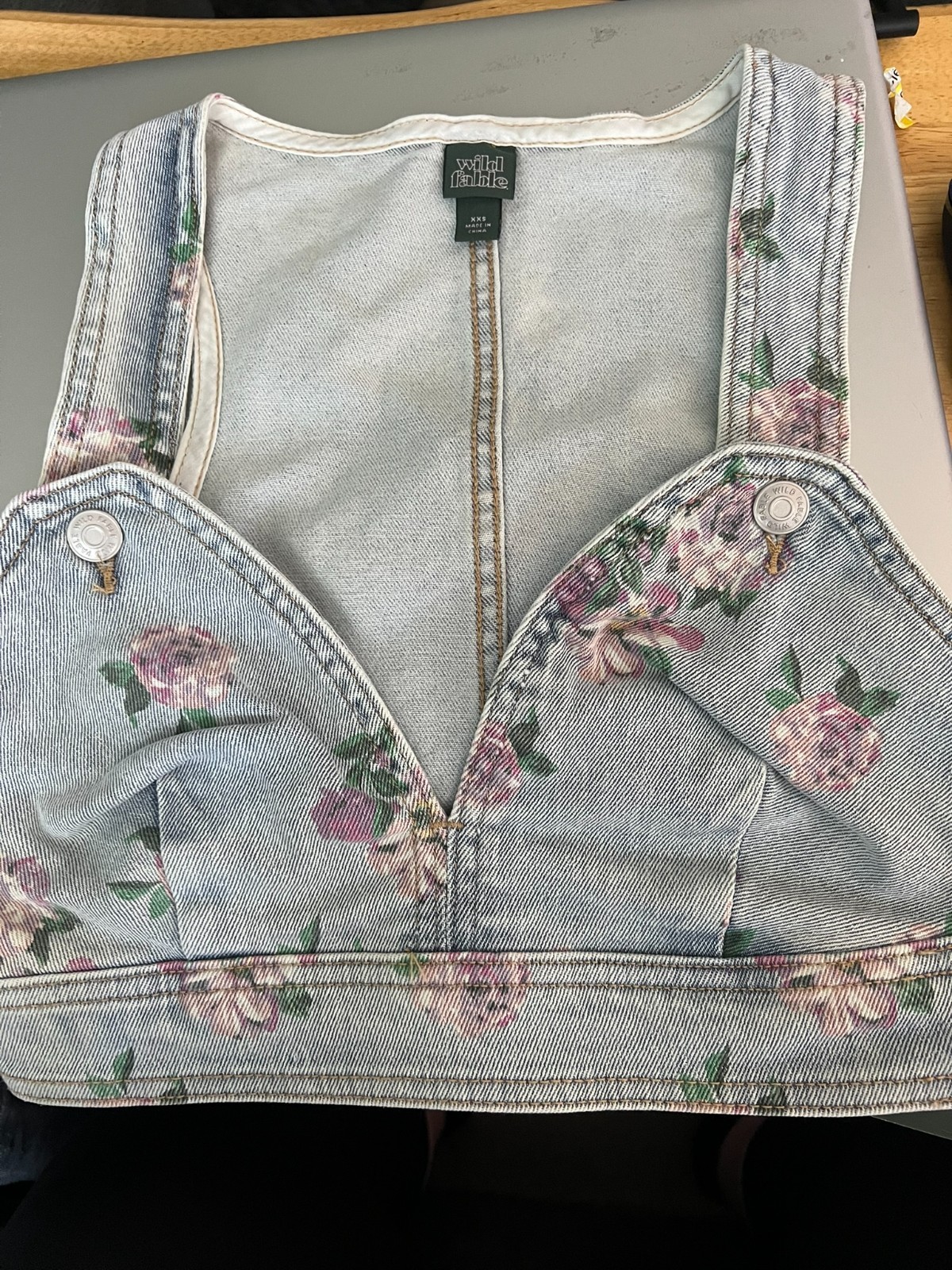 Wild Fable Denim Light Wash Floral Halter Top Blue Purple Green Size xxs