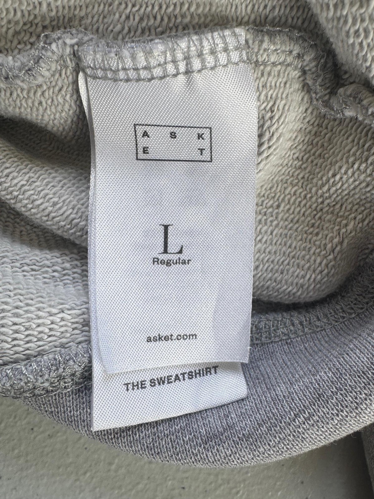 ASKET Sweatshirt Mens Large Gray Crewneck Pullover 100% Cotton Fleece Portugal