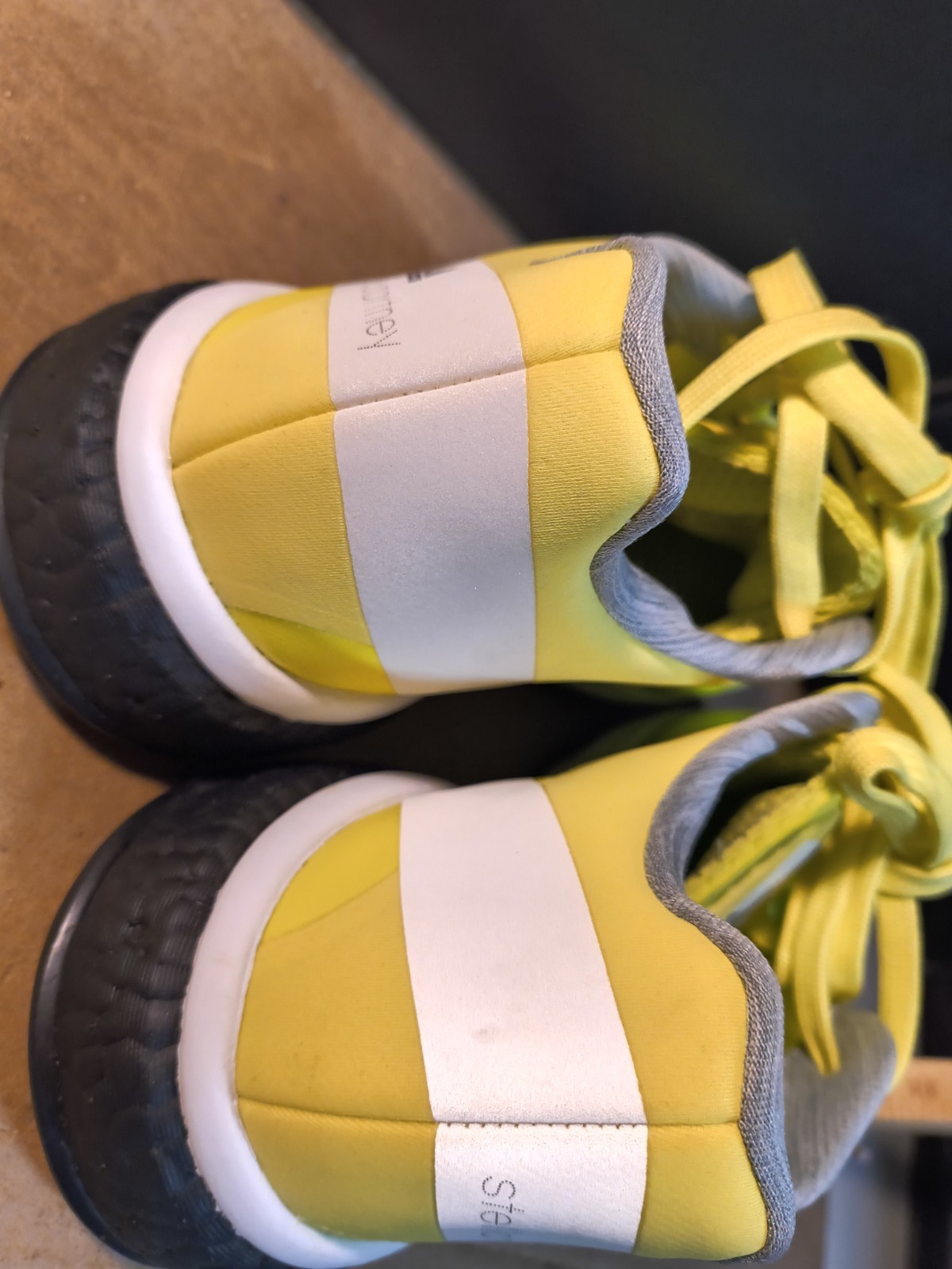 Adidas Stella McCartney Barricade Boost women’s tennis shoes Size 6 Neon Yellow