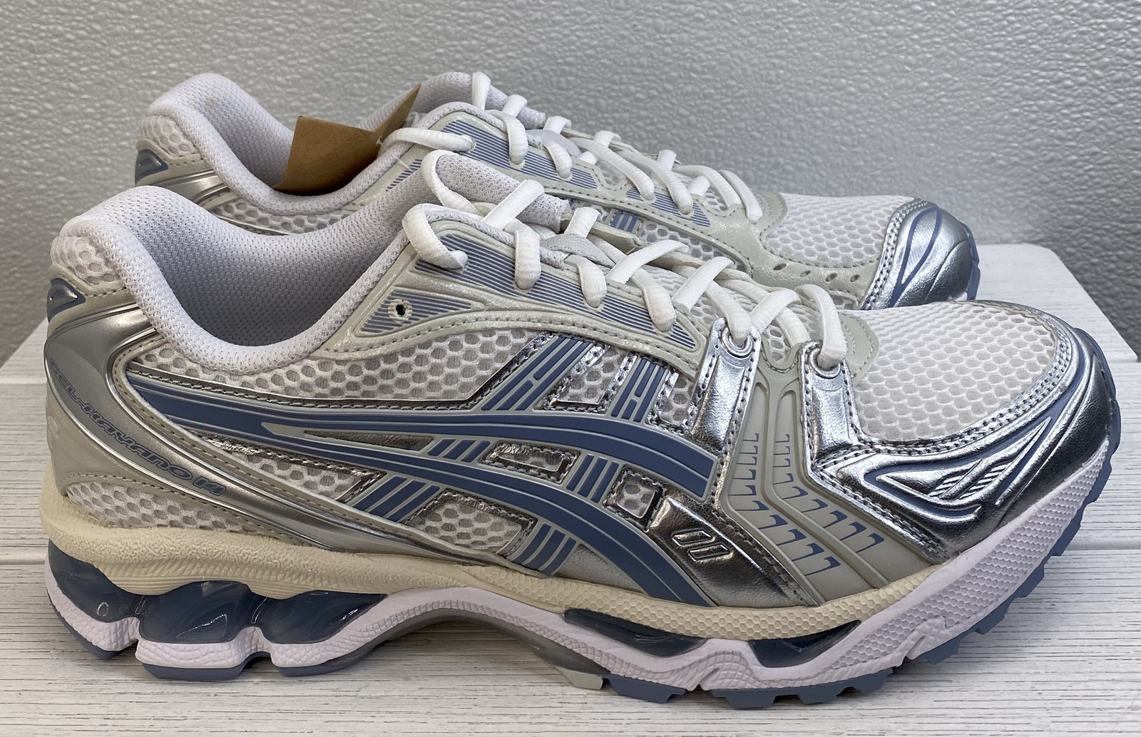 Asics Gel-Kayano 14 Unisex Size M7.5 W9 White/Light Navy Mesh Athletic Sneakers