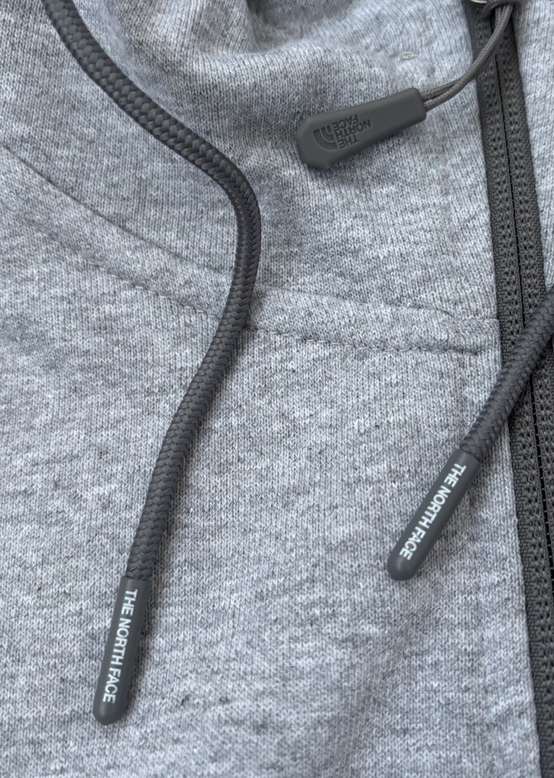 The North Face Men’s Full Zip Hoodie Size XL (Pit To Pit 25.5 Inches)