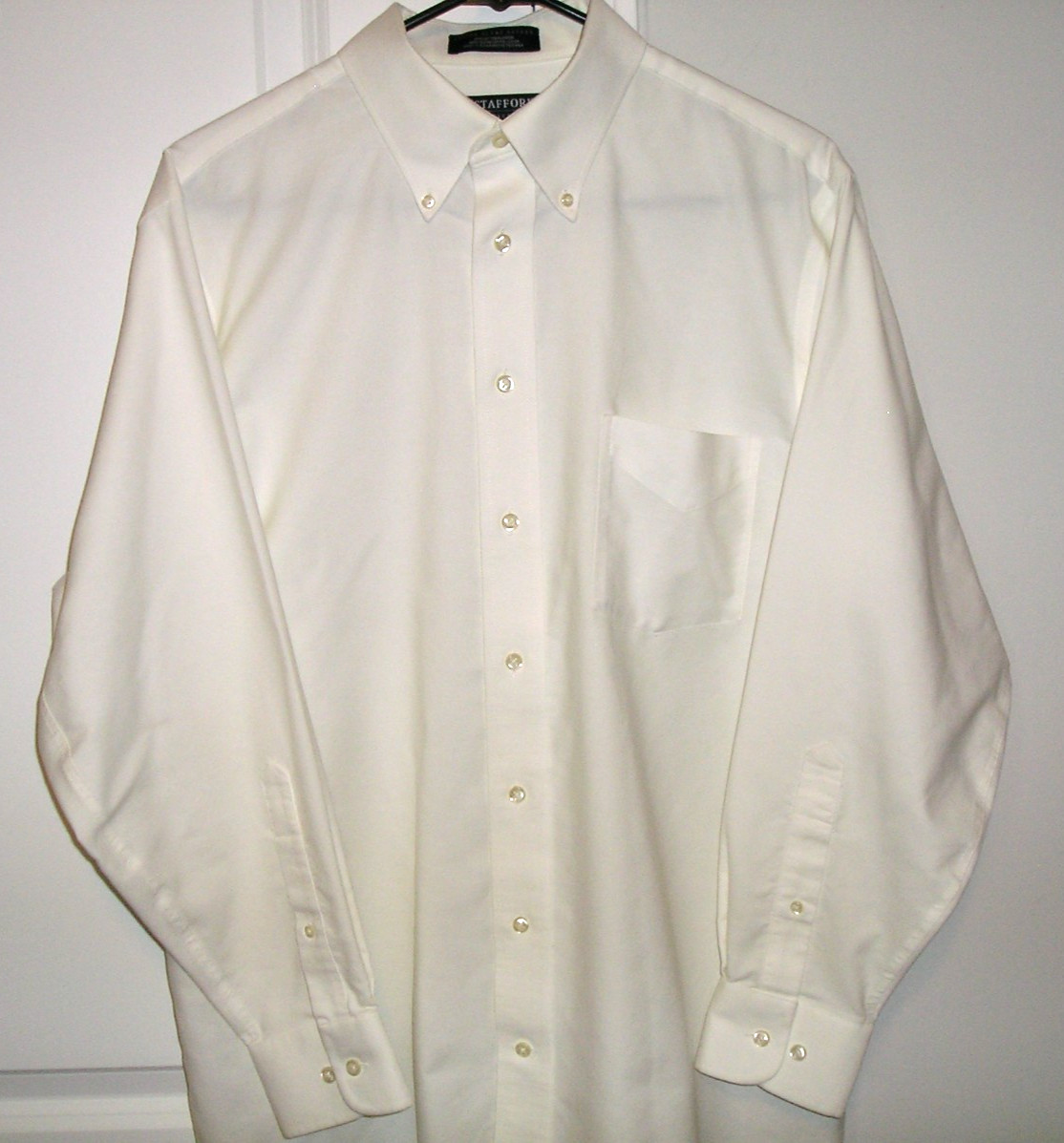 NWOT~STAFFORD ESSENTIALS MENS WHITE CLASSIC FIT THE OXFORD DRESS SHIRT 16-32-33!