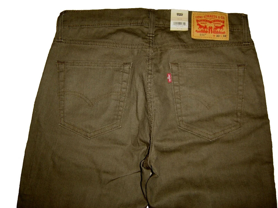 NWT Levi’s 511 jeans 33 x 32 Slim Fit Retail $80 Style # 04511-2273