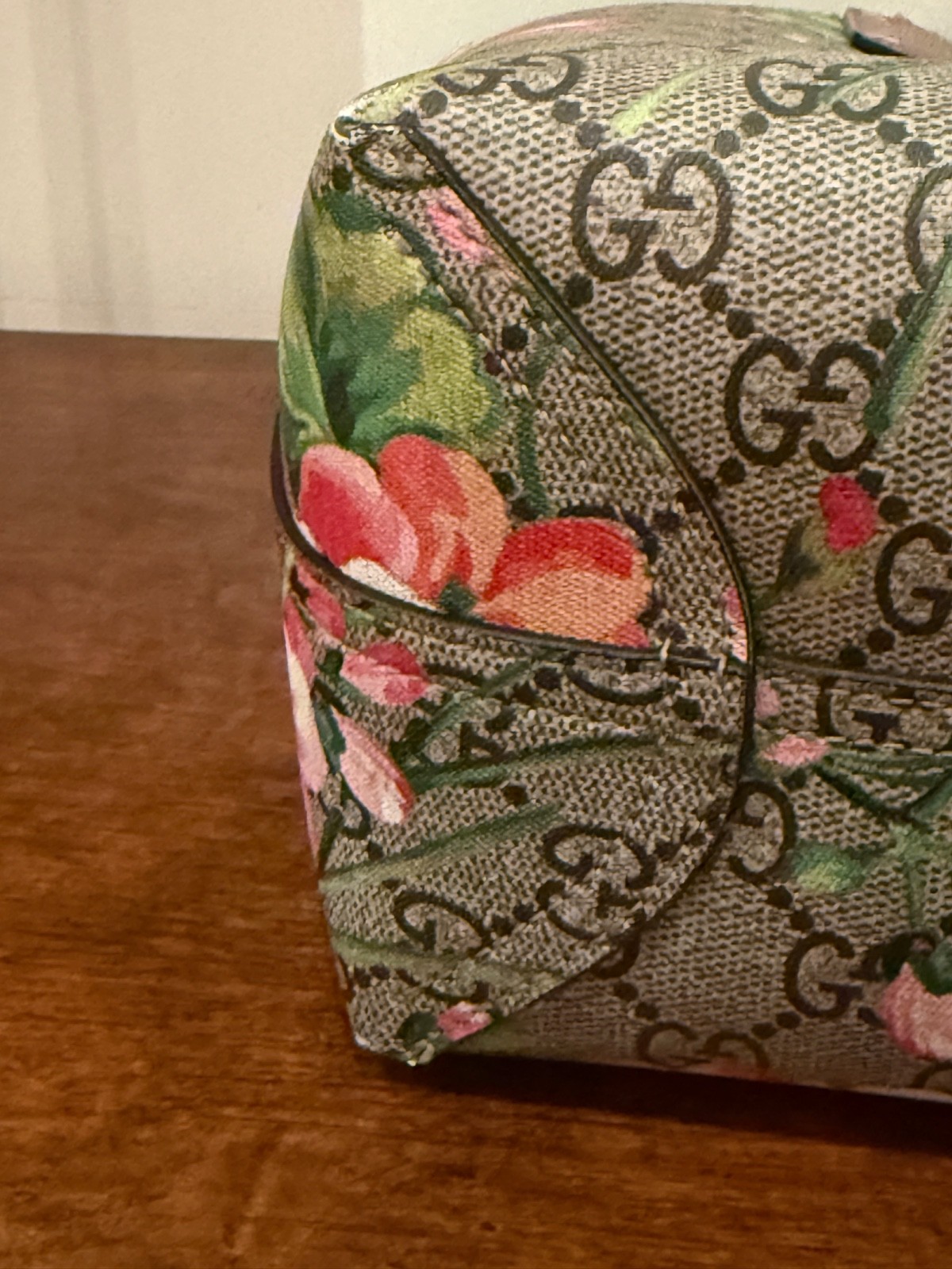 Gucci Reversible Tote Blooms GG Print Leather Medium, Never used!