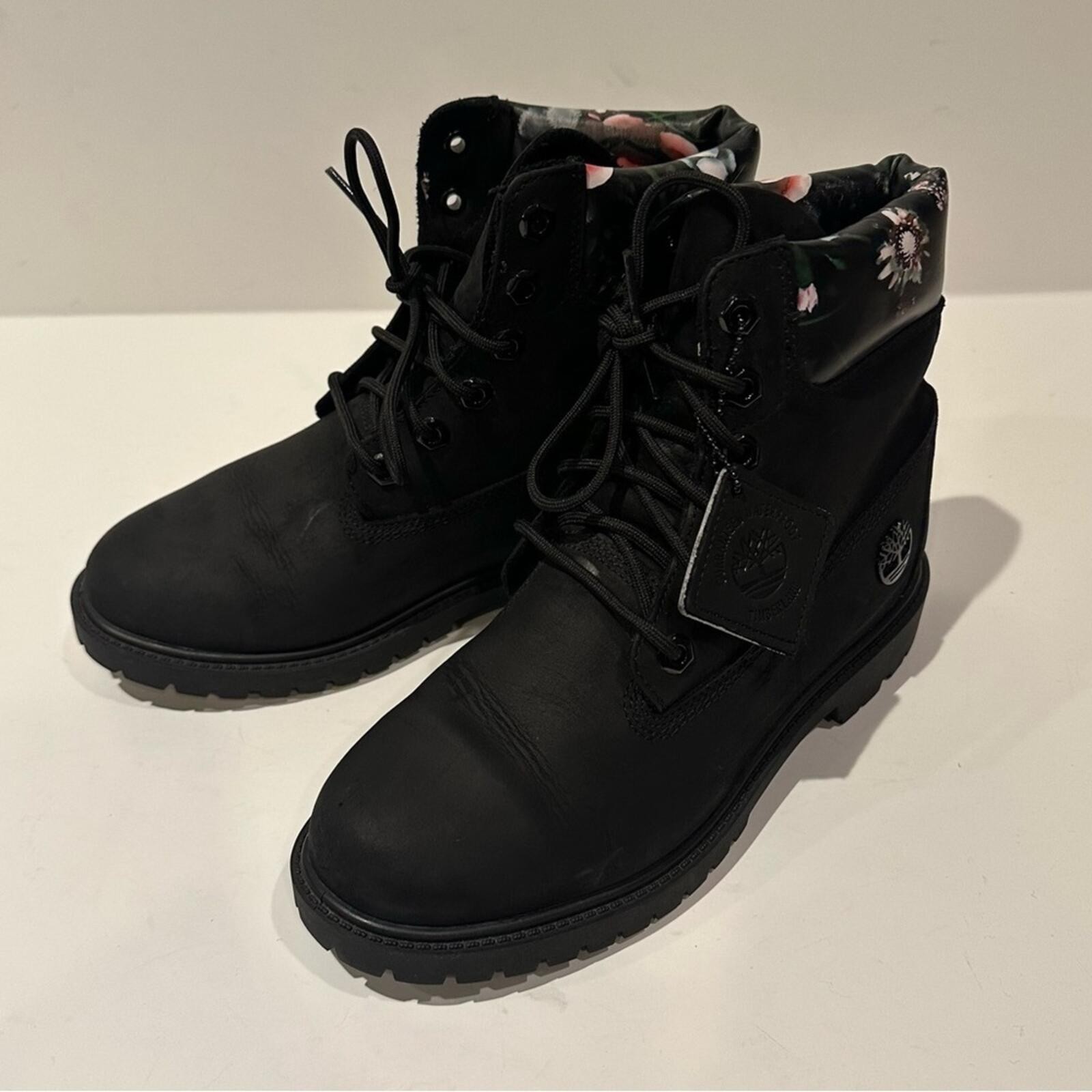 Timberland Women’s Heritage 6” Waterproof Leather Floral Boots