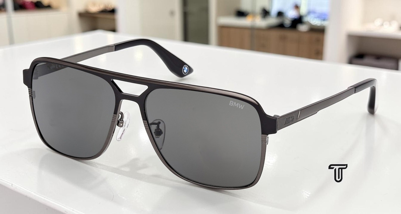 BMW BW0069-H 02D Matte Black Smoke Polarized 59 mm Pilot Men’s Sunglasses